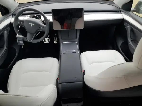 7SAYGDEE5PF860615 2023 TESLA MODEL Y - Image 8