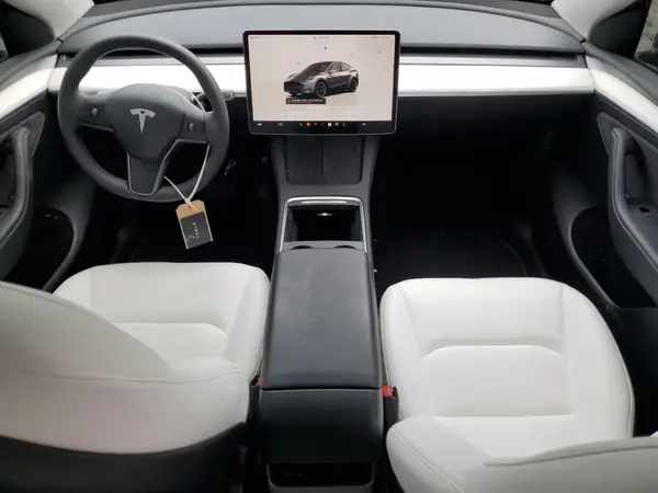 7SAYGDEE5PF860937 2023 TESLA MODEL Y - Image 8