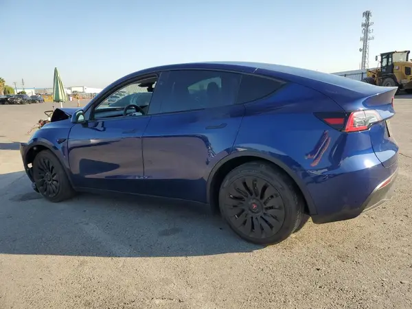7SAYGDEE5PF862316 2023 TESLA MODEL Y - Image 2