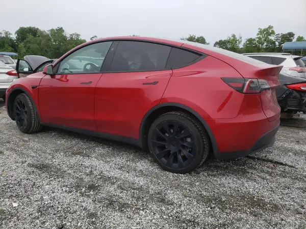 7SAYGDEE5PF870108 2023 TESLA MODEL Y - Image 2