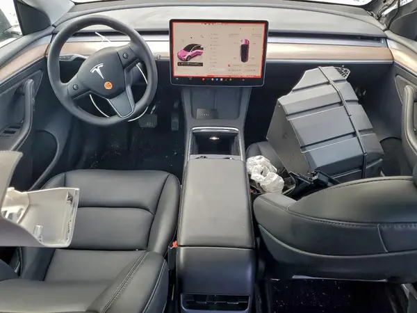 7SAYGDEE5PF878547 2023 TESLA MODEL Y - Image 8