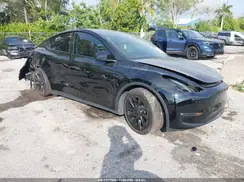 7SAYGDEE5PF881514 2023 TESLA MODEL Y