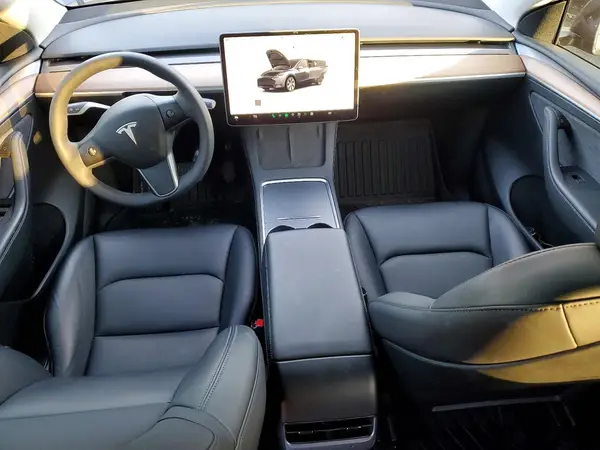 7SAYGDEE5PF883814 2023 TESLA MODEL Y - Image 8