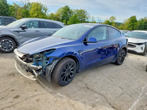 7SAYGDEE5PF889497 2023 TESLA MODEL Y - Image 1