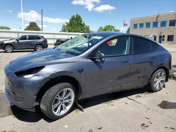 7SAYGDEE5PF892335 2023 TESLA MODEL Y - Image 1