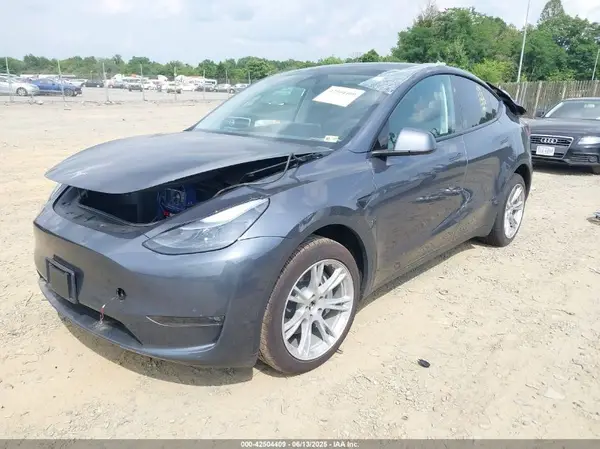 7SAYGDEE5PF895364 2023 TESLA MODEL Y - Image 2