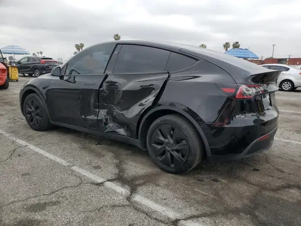 7SAYGDEE5PF897213 2023 TESLA MODEL Y - Image 2