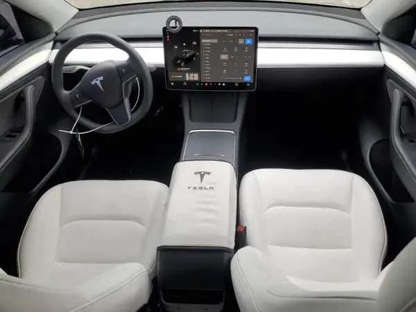 7SAYGDEE5PF897213 2023 TESLA MODEL Y - Image 8