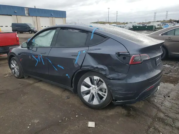 7SAYGDEE5PF917511 2023 TESLA MODEL Y - Image 2