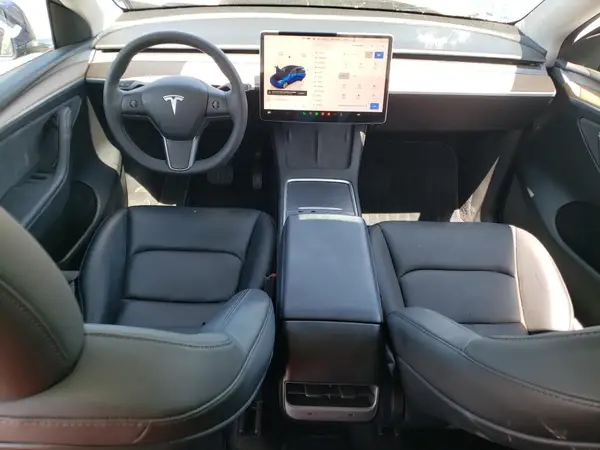 7SAYGDEE5PF918819 2023 TESLA MODEL Y - Image 8