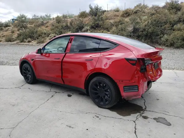 7SAYGDEE5PF927696 2023 TESLA MODEL Y - Image 2