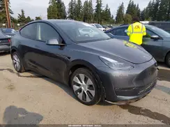 7SAYGDEE5PF960083 2023 TESLA MODEL Y