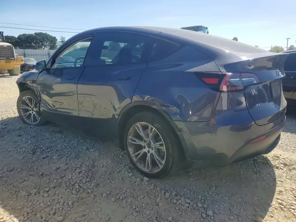 7SAYGDEE5PF962013 2023 TESLA MODEL Y - Image 2