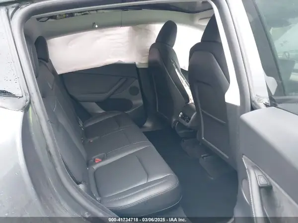 7SAYGDEE5PF965543 2023 TESLA MODEL Y - Image 8