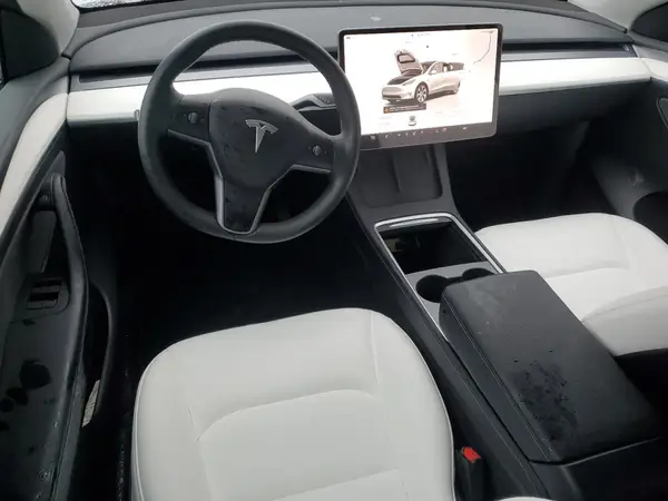 7SAYGDEE5PF968541 2023 TESLA MODEL Y - Image 8