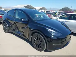 7SAYGDEE5PF972024 2023 TESLA MODEL Y