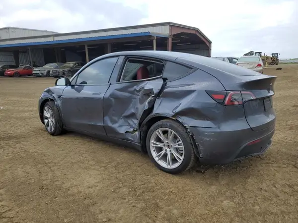 7SAYGDEE5PF979619 2023 TESLA MODEL Y - Image 2