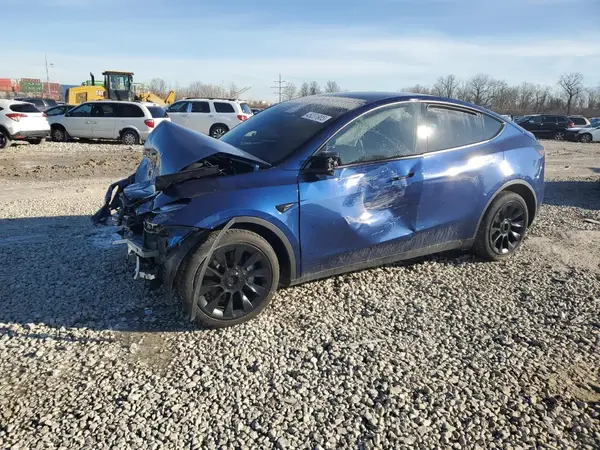 7SAYGDEE5PF980477 2023 TESLA MODEL Y - Image 1