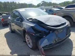 7SAYGDEE5RA217441 2024 TESLA MODEL Y