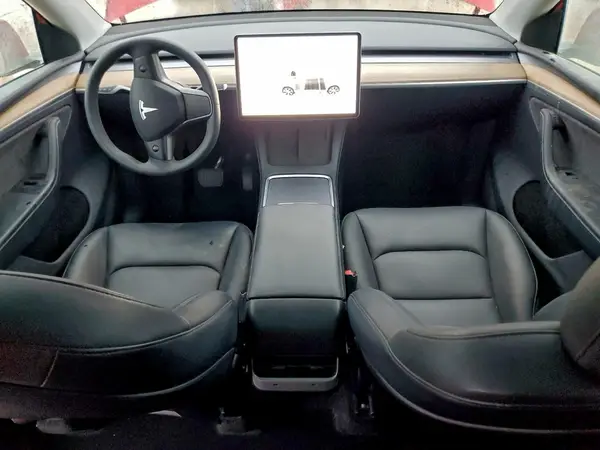 7SAYGDEE5RA217617 2024 TESLA MODEL Y - Image 8