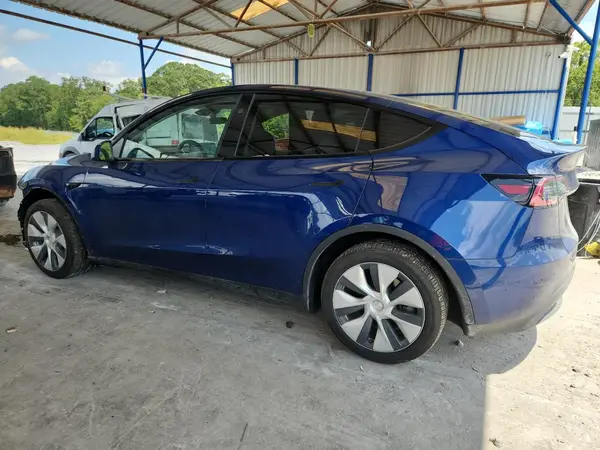 7SAYGDEE5RA217973 2024 TESLA MODEL Y - Image 2