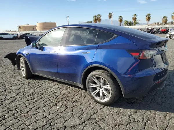 7SAYGDEE5RA219027 2024 TESLA MODEL Y - Image 2