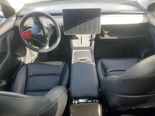 7SAYGDEE5RA221022 2024 TESLA MODEL Y - Image 8