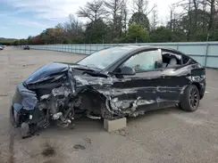 7SAYGDEE5RA222221 2024 TESLA MODEL Y
