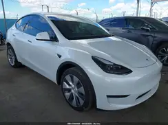 7SAYGDEE5RA222333 2024 TESLA MODEL Y