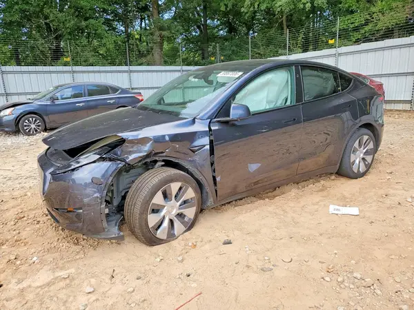7SAYGDEE5RA226074 2024 TESLA MODEL Y - Image 1