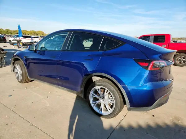 7SAYGDEE5RA226401 2024 TESLA MODEL Y - Image 2