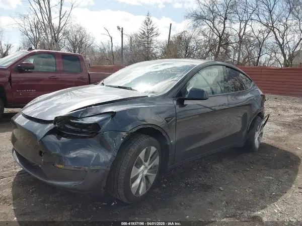 7SAYGDEE5RA230464 2024 TESLA MODEL Y - Image 2