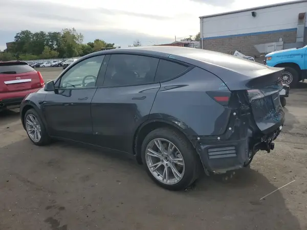 7SAYGDEE5RA231694 2024 TESLA MODEL Y - Image 2