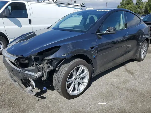 7SAYGDEE5RA235597 2024 TESLA MODEL Y - Image 1