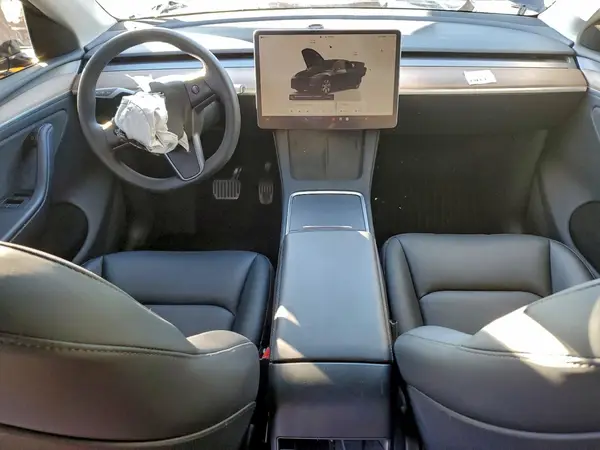 7SAYGDEE5RA235891 2024 TESLA MODEL Y - Image 8