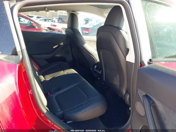 7SAYGDEE5RA236295 2024 TESLA MODEL Y - Image 8