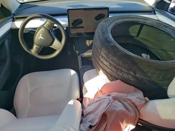 7SAYGDEE5RA238645 2024 TESLA MODEL Y - Image 8