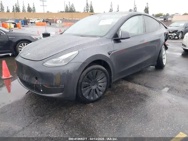 7SAYGDEE5RA241433 2024 TESLA MODEL Y - Image 2