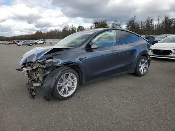 7SAYGDEE5RA252352 2024 TESLA MODEL Y - Image 1