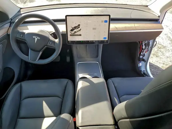 7SAYGDEE5RA256272 2024 TESLA MODEL Y - Image 8