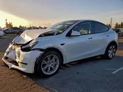 7SAYGDEE5RA258023 2024 TESLA MODEL Y