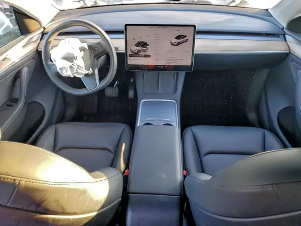 7SAYGDEE5RA258023 2024 TESLA MODEL Y - Image 8