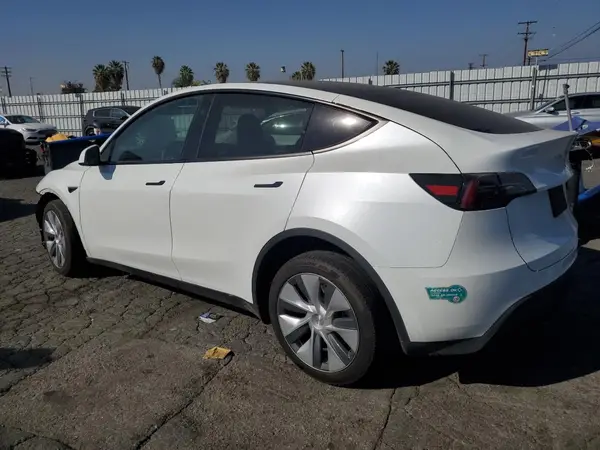 7SAYGDEE5RA259530 2024 TESLA MODEL Y - Image 2