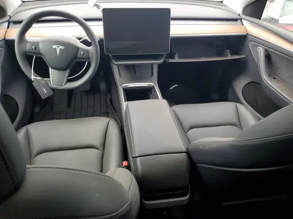 7SAYGDEE5RA261021 2024 TESLA MODEL Y - Image 8