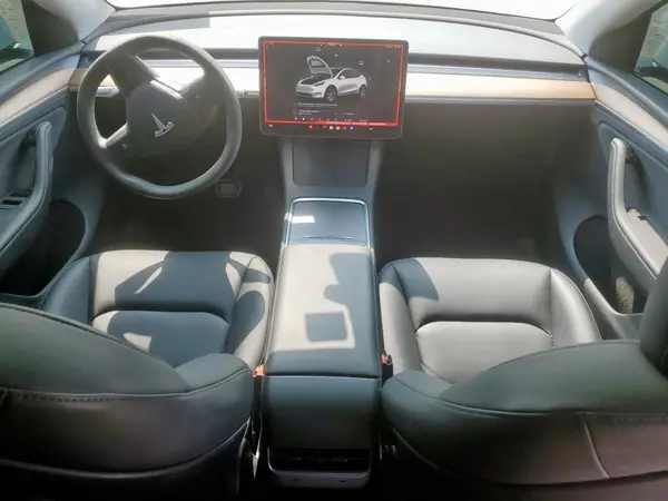7SAYGDEE5RA261374 2024 TESLA MODEL Y - Image 8