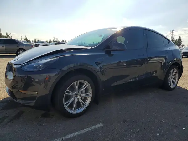 7SAYGDEE5RA264419 2024 TESLA MODEL Y - Image 1