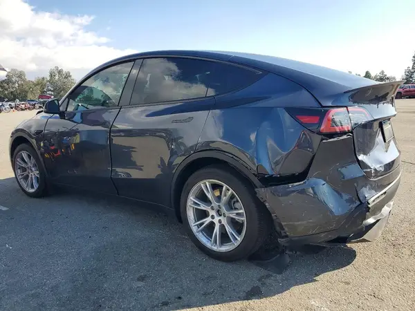 7SAYGDEE5RA264419 2024 TESLA MODEL Y - Image 2