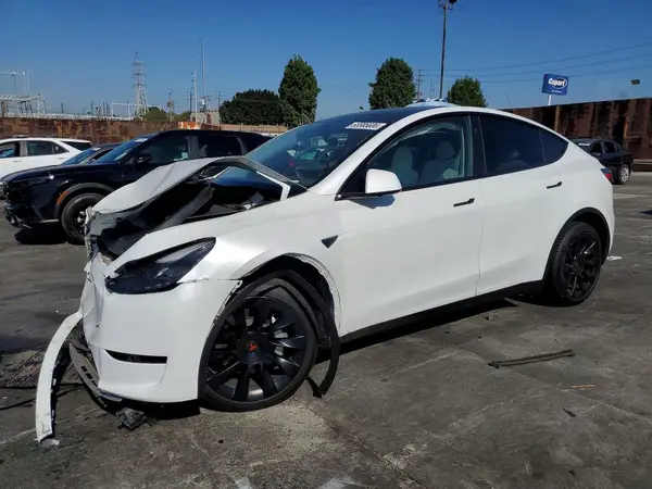 7SAYGDEE5RA265408 2024 TESLA MODEL Y - Image 1