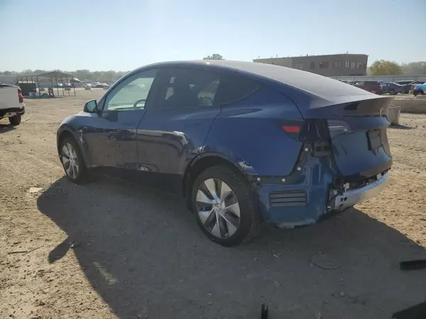7SAYGDEE5RA266395 2024 TESLA MODEL Y - Image 2