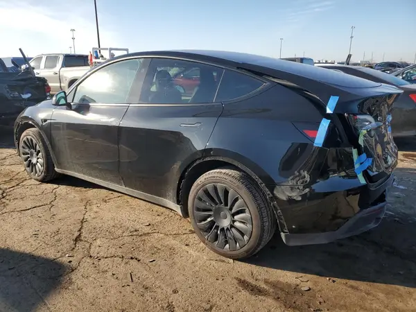 7SAYGDEE5RA270382 2024 TESLA MODEL Y - Image 2